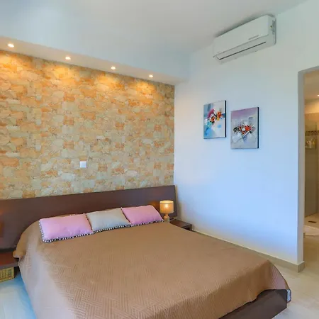 Vista Mare Assinia * Agní